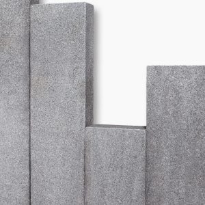palisaden-10x25cm-gala-exacta-geflammt-anthrazit-vietnam-granit