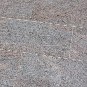 terrassenplatten-astra-satiniert-violett-gewolkt-indien-gneis