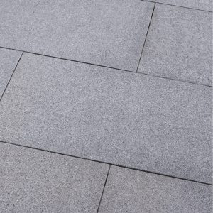 terrassenplatten-gala-exacta-geflammt-anthrazit-vietnam-granit